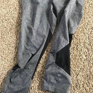 Lululemon Inspire II Crop Heather Gray size 8